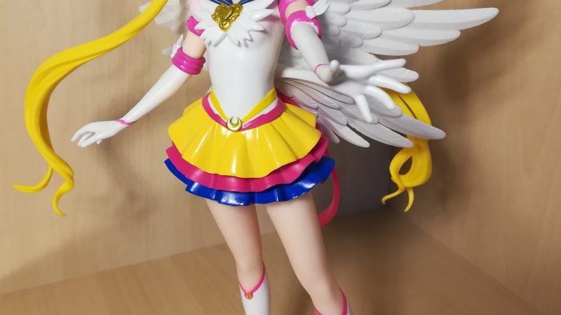 Eternal Sailor Moon Figur